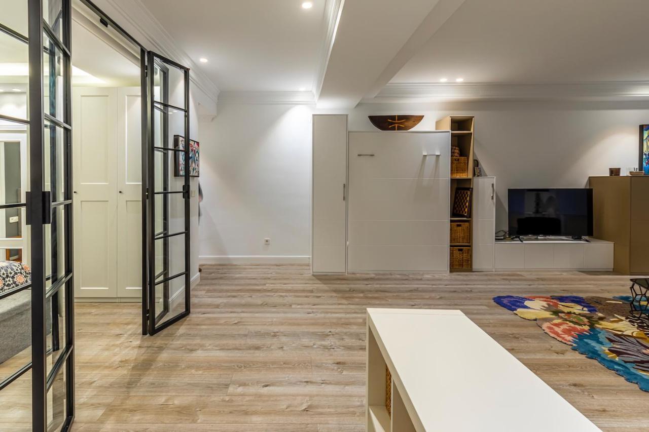 110 M2 Central Apartment In Abando Close To Guggenheim With Parking Bilbau Exterior foto